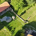 Zeleny Grunt Guest house 4*