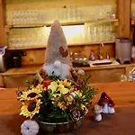Guest house Zeleny Grunt 4*