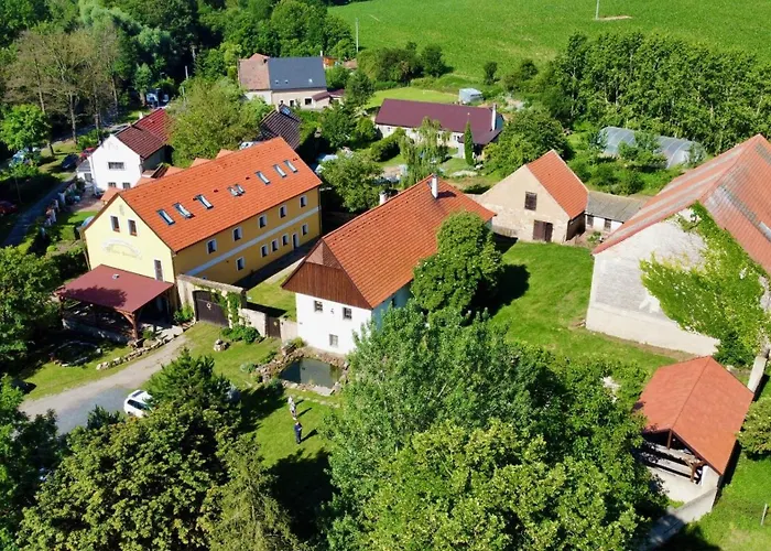 Gasthof Zelený Grunt Drinov (Central Bohemian)