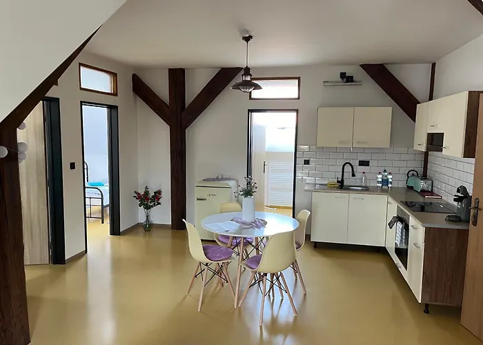 Gasthof Zelený Grunt Drinov (Central Bohemian)